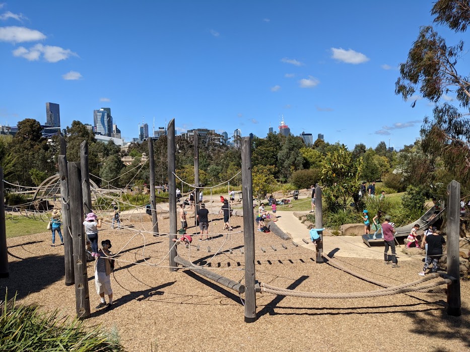 Royal Park Nature Play Playground fotoğraf 1