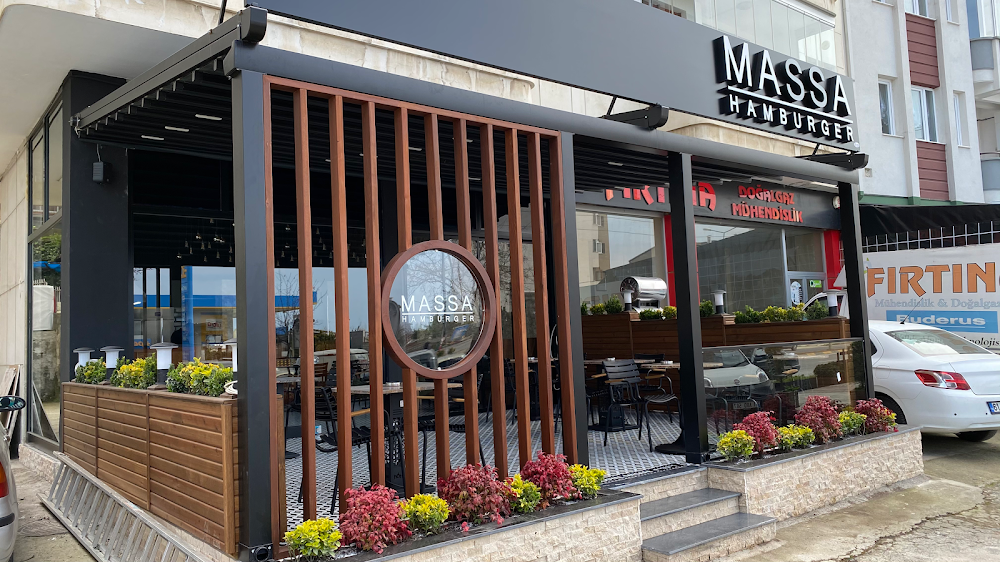 Massa Hamburger Beşirli fotoğraf 1